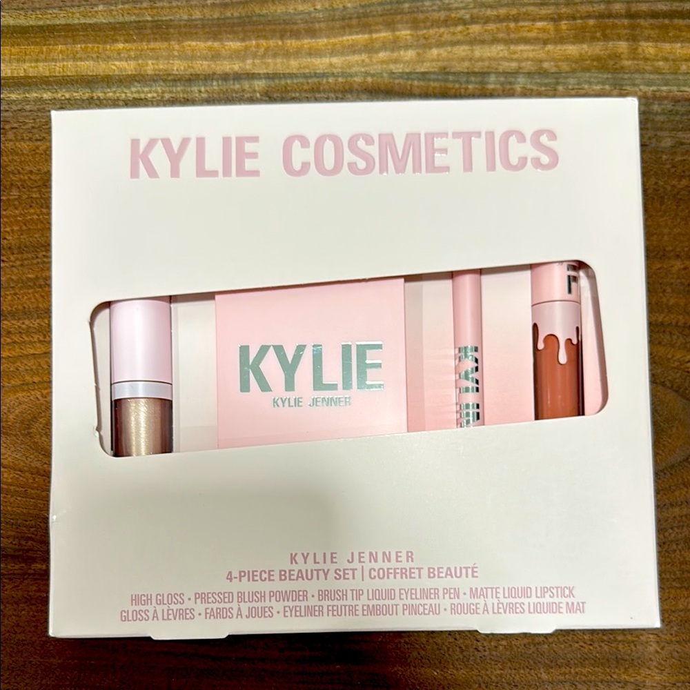 Kylie Cosmetics Pink Beauty Set